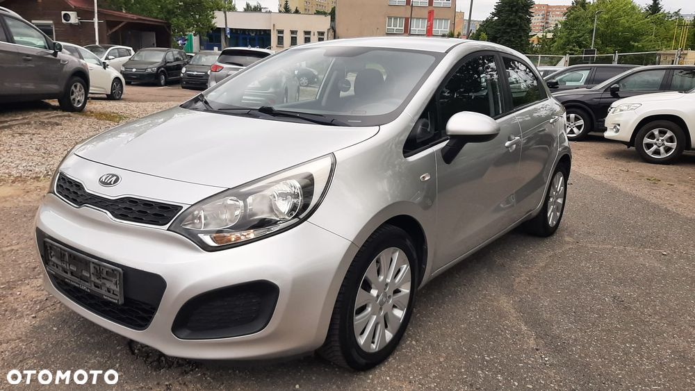 Kia Rio 1.2 Attract - 1