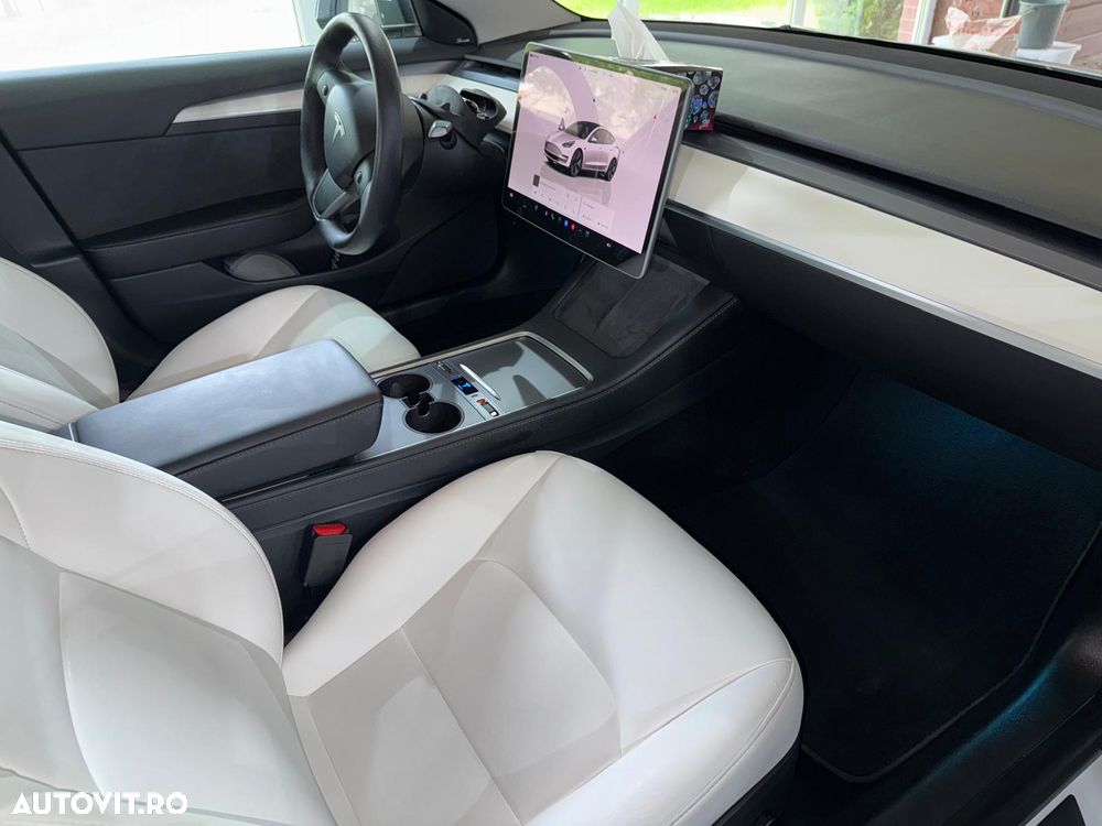 Tesla Model 3 Langstreckenbatterie Allradantrieb Dual Motor Performance - 17