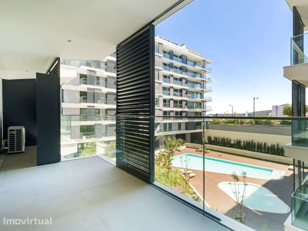 T2 Novo Inserido em Empreendimento com Piscina - Grande imagem: 2/24