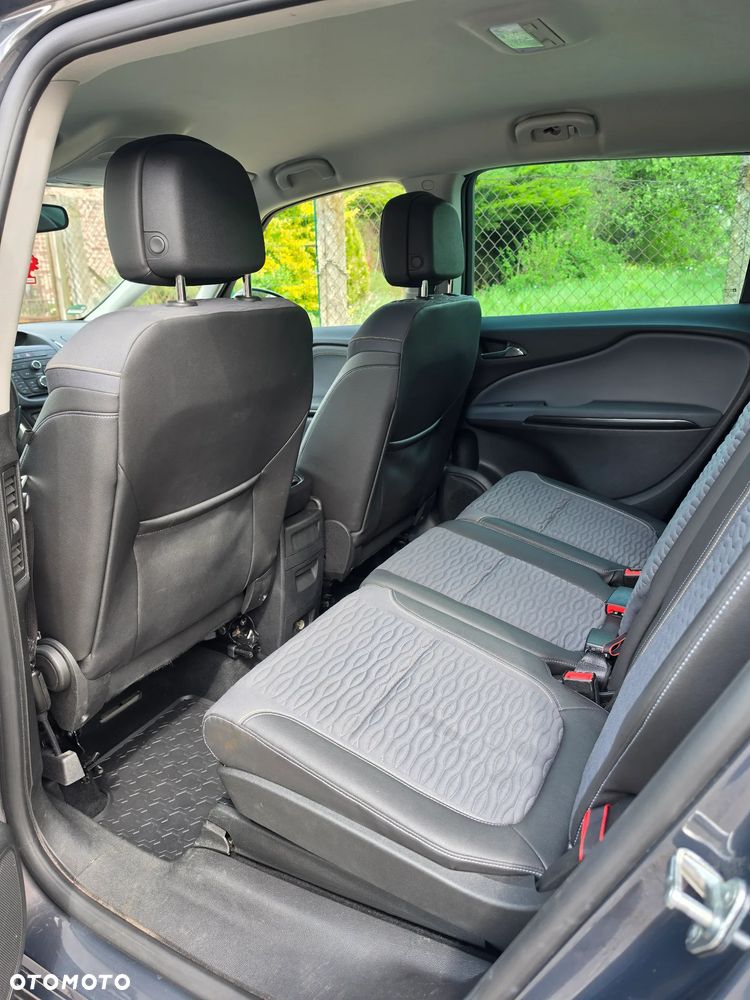 Opel Zafira 1.6 T SIDI Cosmo S&S - 29
