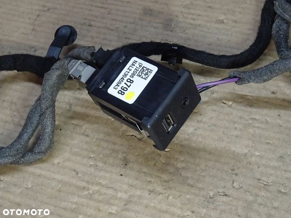 PANEL AUDIO GNIAZDO AUX USB OPEL INSIGNIA A ZAFIRA C - 1