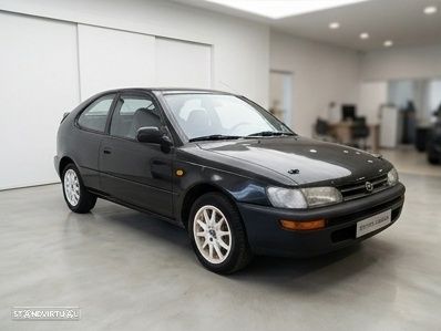 Toyota Corolla - 4