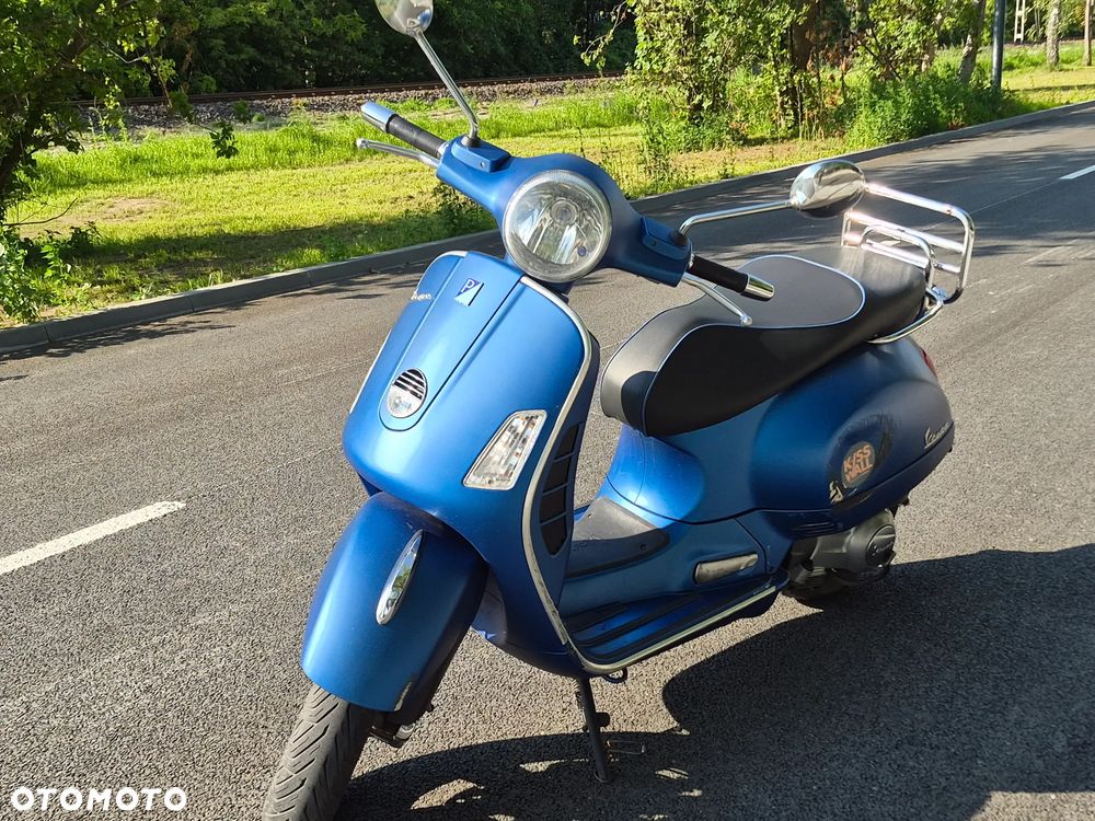 Vespa GTS - 2