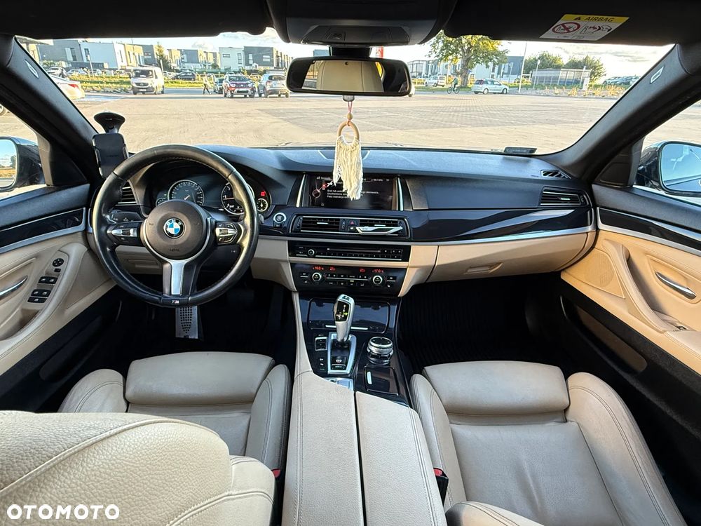 BMW Seria 5 520d xDrive - 27