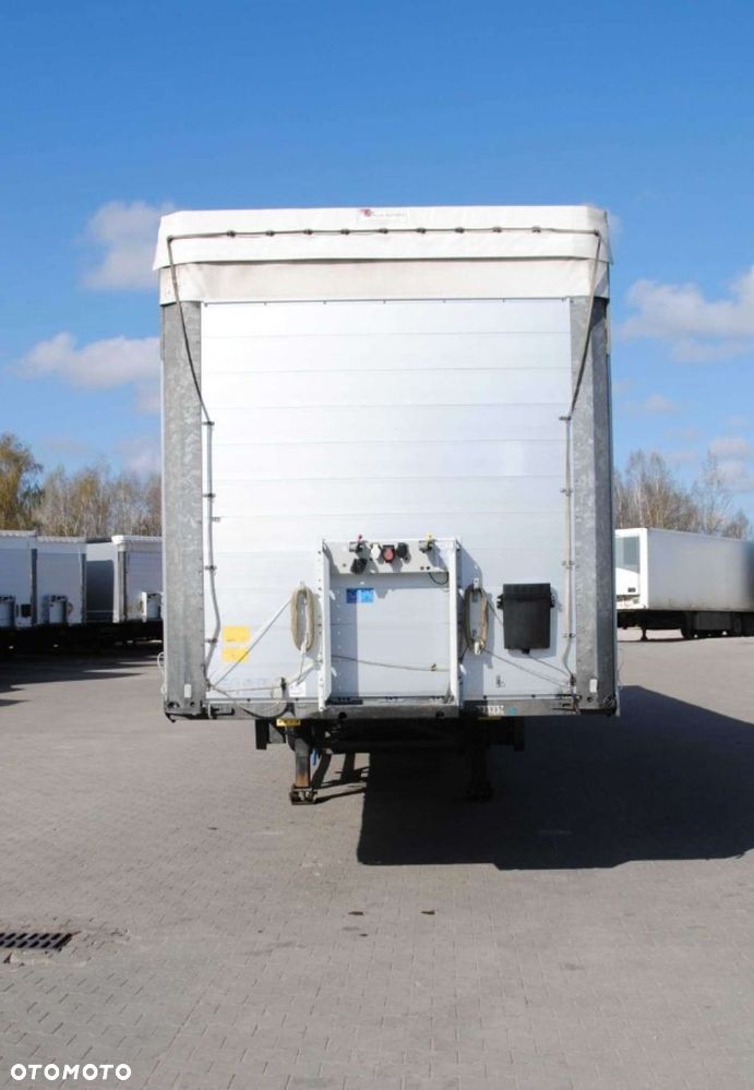 Schmitz Cargobull SCS kurtyna, podnoszona oś - 8