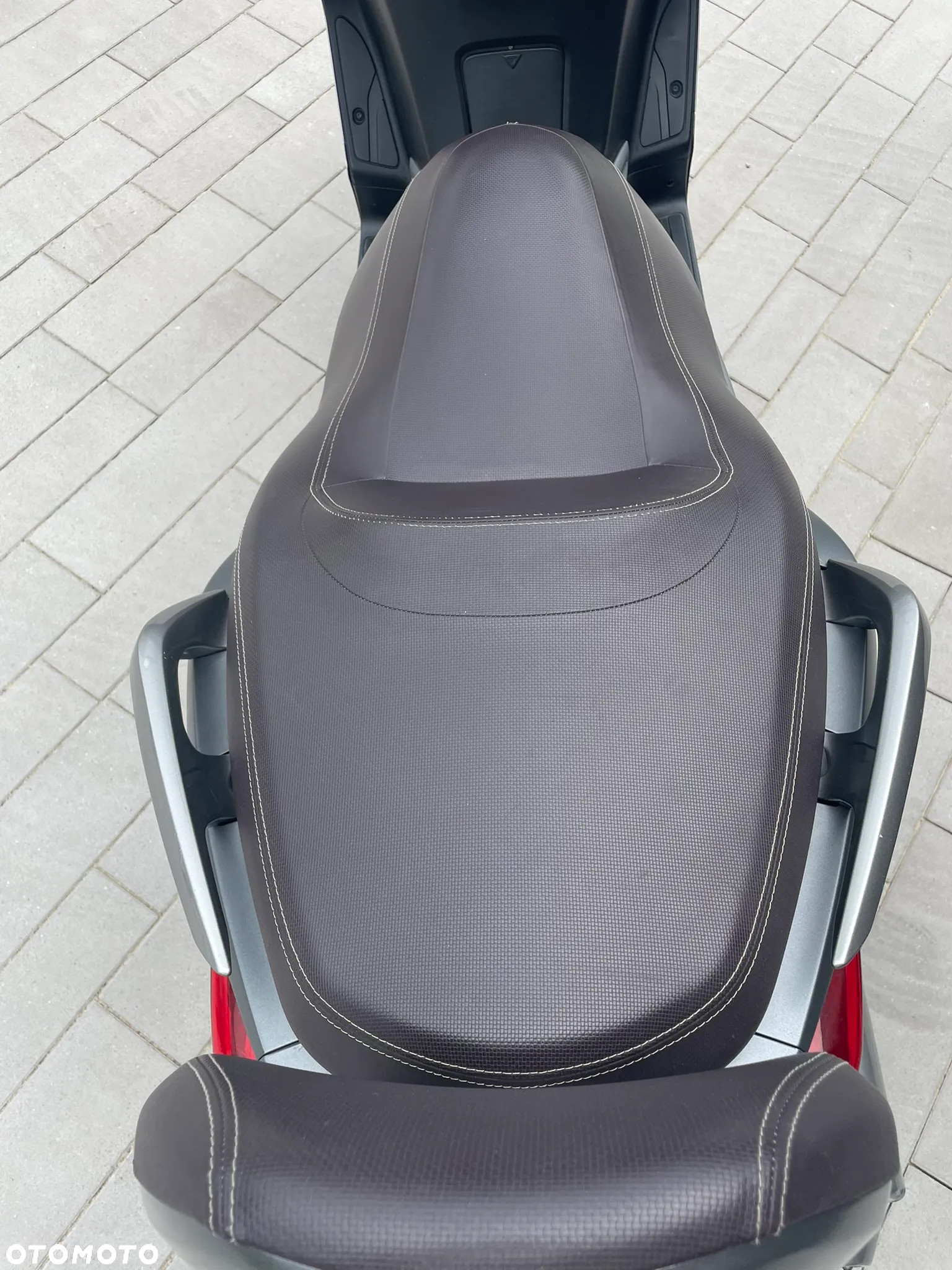 Yamaha X-max - 9