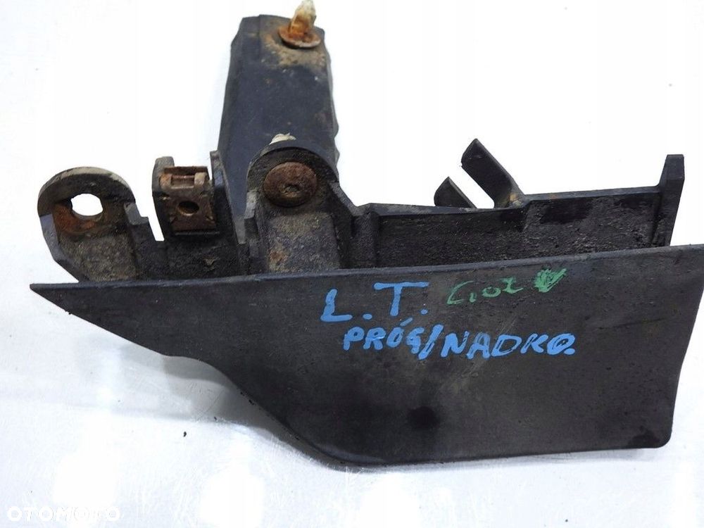 NAKŁADKA PROGU NADKOLA LEWY TYŁ VW GOLF V - 4