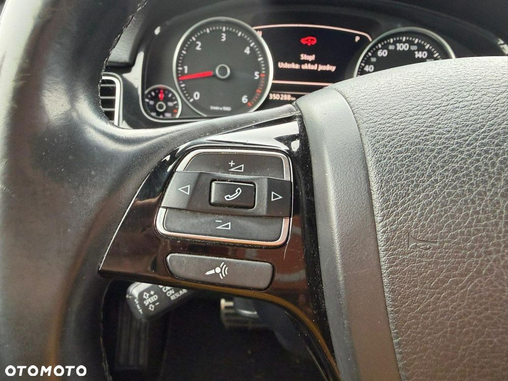 Volkswagen Touareg - 20