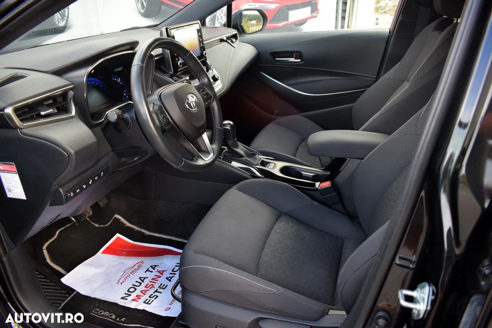 Toyota Corolla 1.8 HSD TS Exclusive - 10