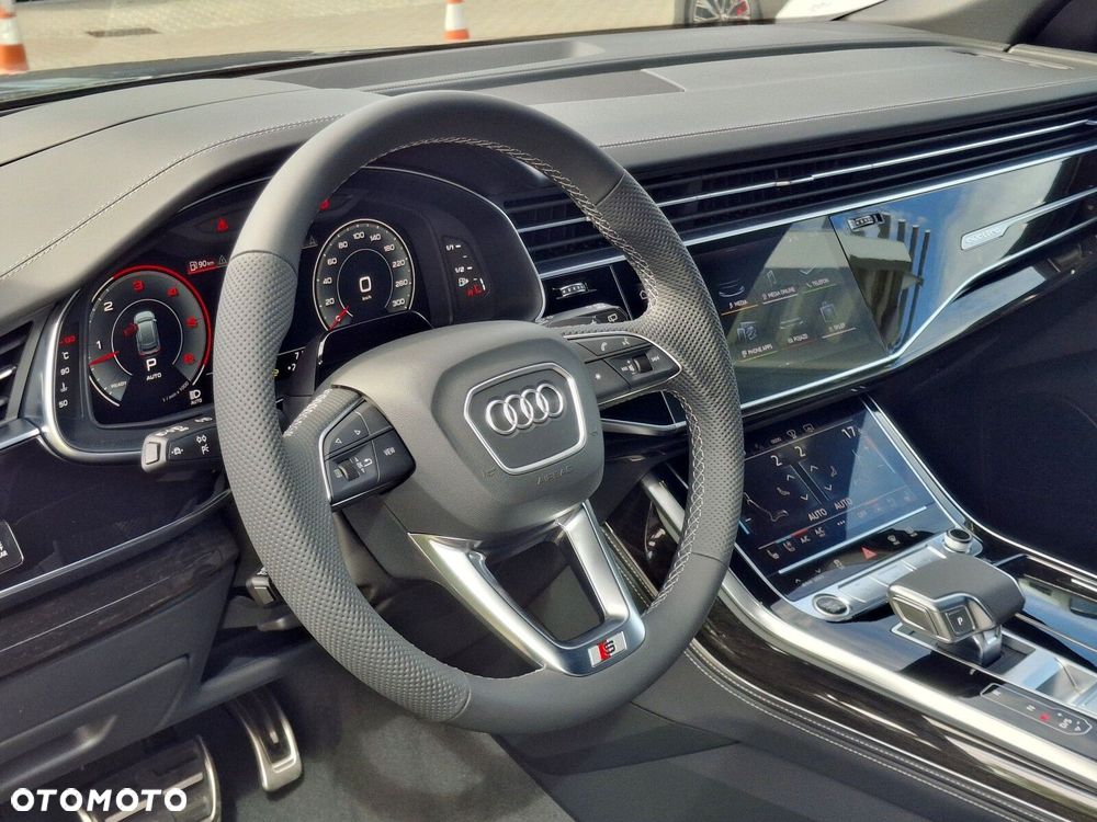 Audi Q8 - 29