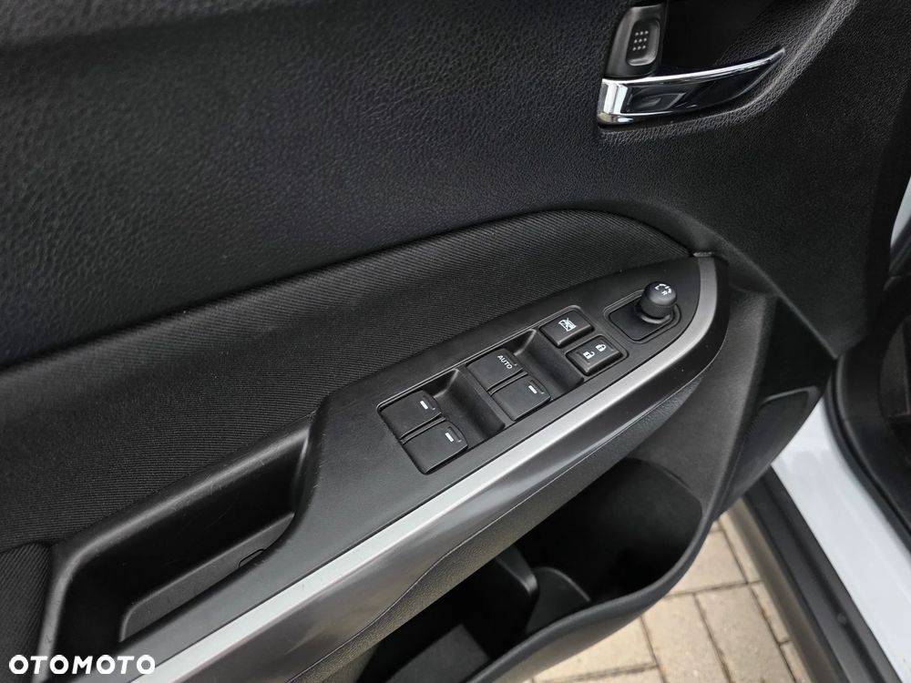Suzuki Vitara 1.4 Boosterjet SHVS Premium 2WD - 9