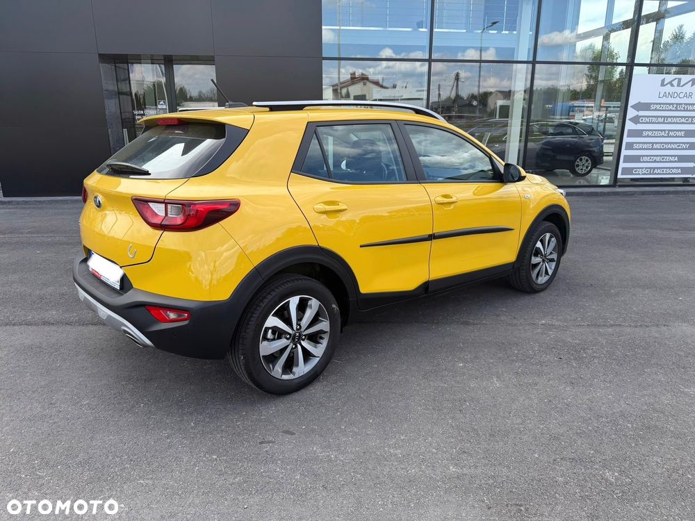 Kia Stonic 1.2 L - 6