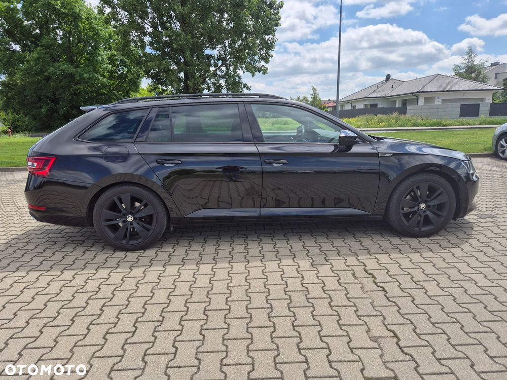 Skoda Superb 1.5 TSI Sportline DSG - 11