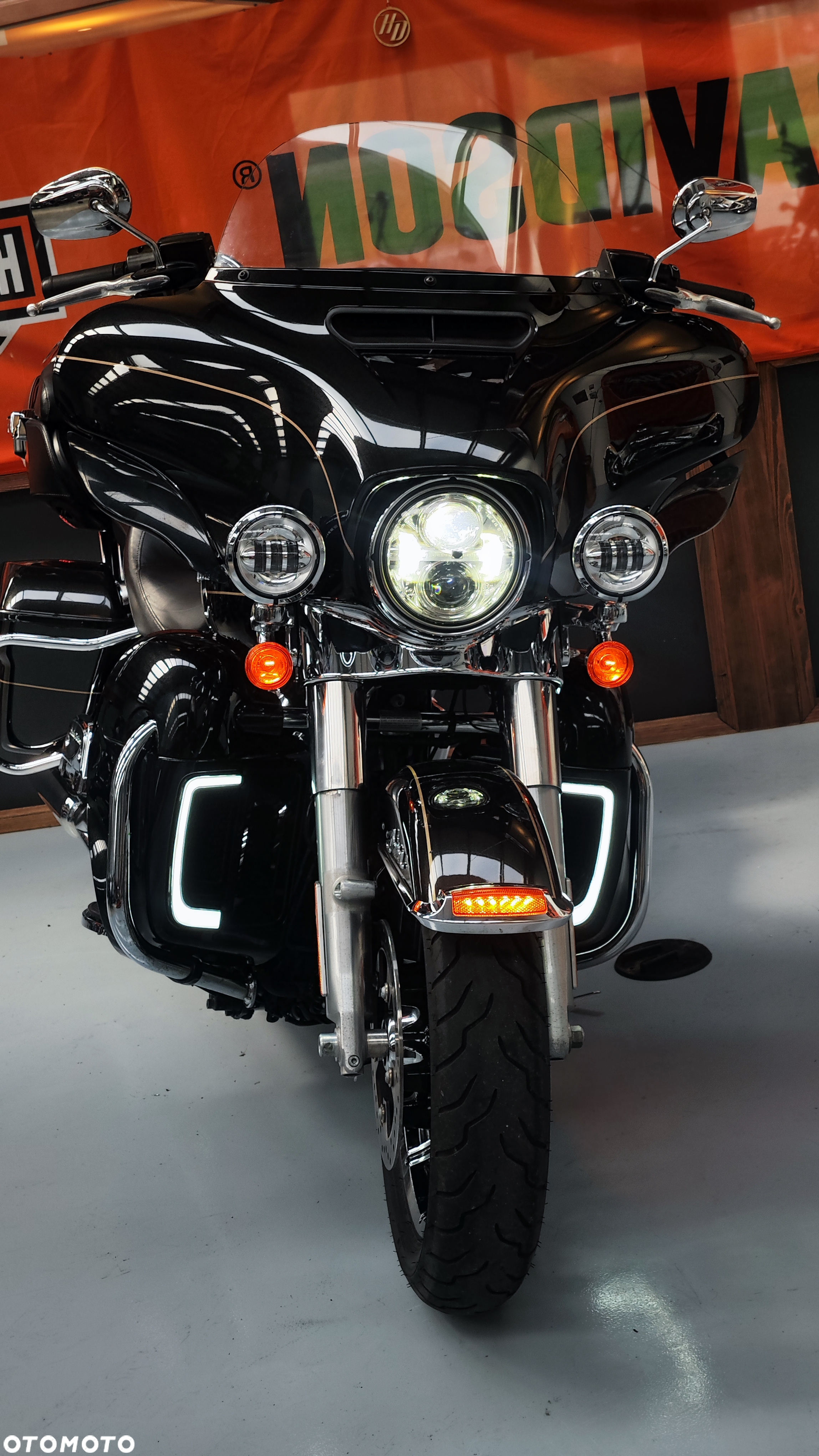 Harley-Davidson Touring Ultra Limited - 6
