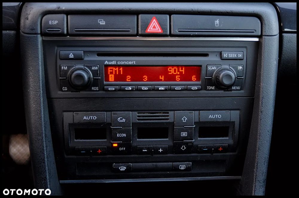 Audi A4 Limousine - 7