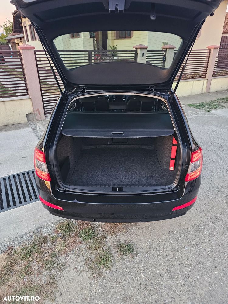 Skoda Octavia 2.0 TDI DSG Sport Edition - 12