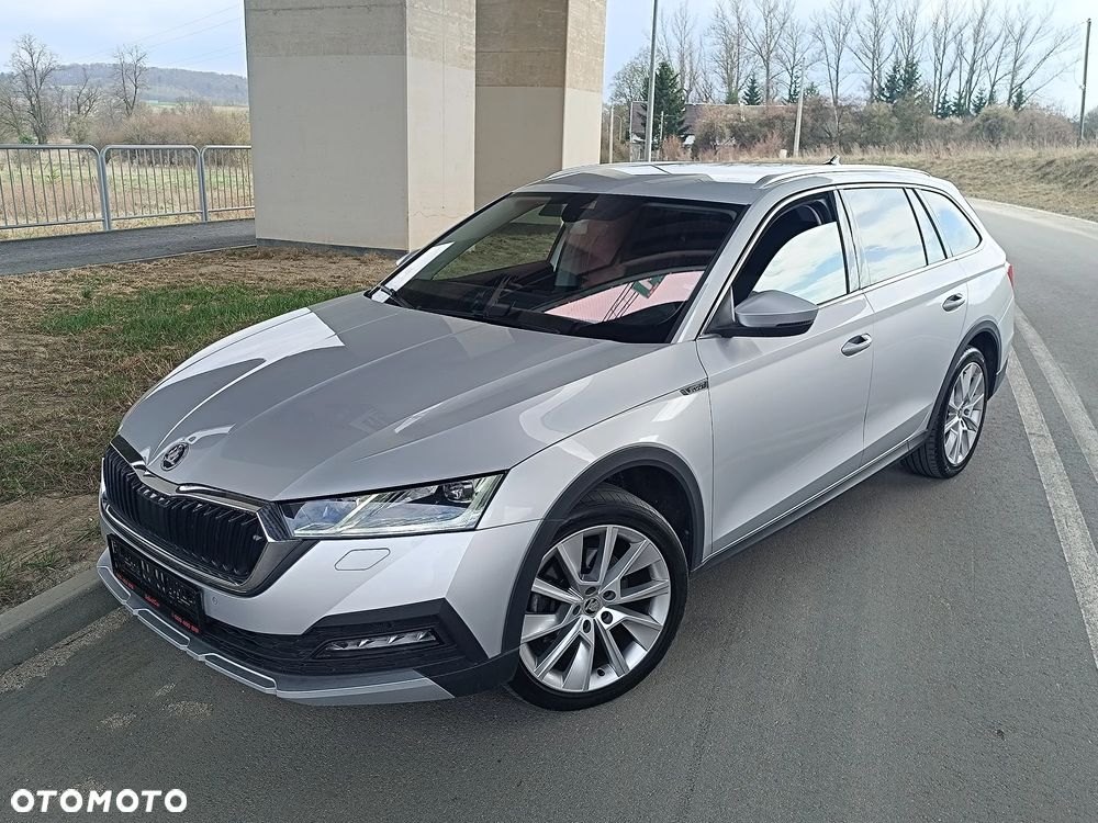 Skoda Octavia 2.0 TDI DSG 4x4 Scout - 22