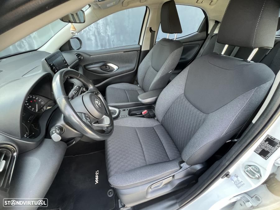 Toyota Yaris 1.5 HDF Comfort Plus - 14
