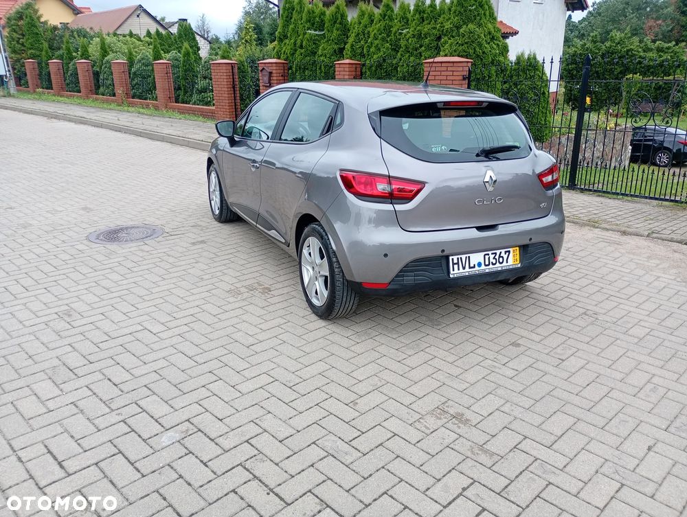 Renault Clio - 5