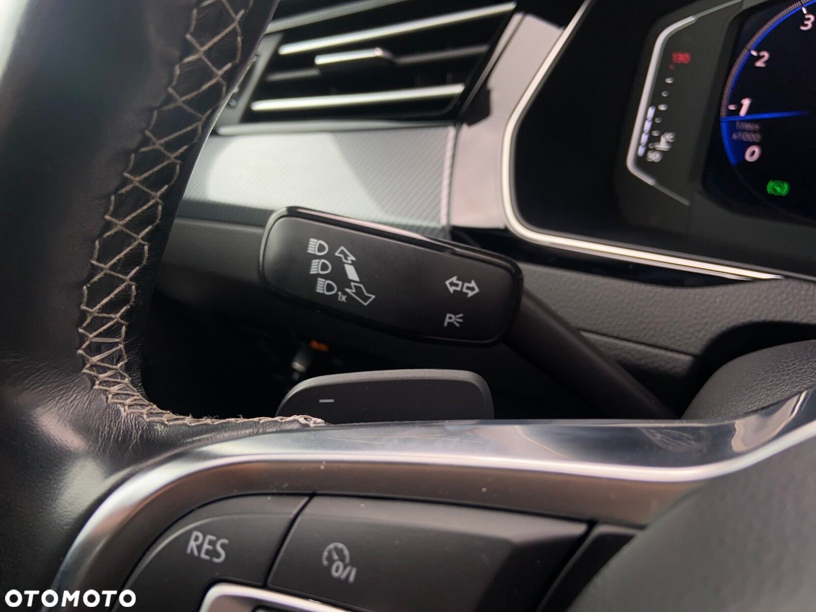 Volkswagen Arteon 2.0 TSI R-Line DSG - 31