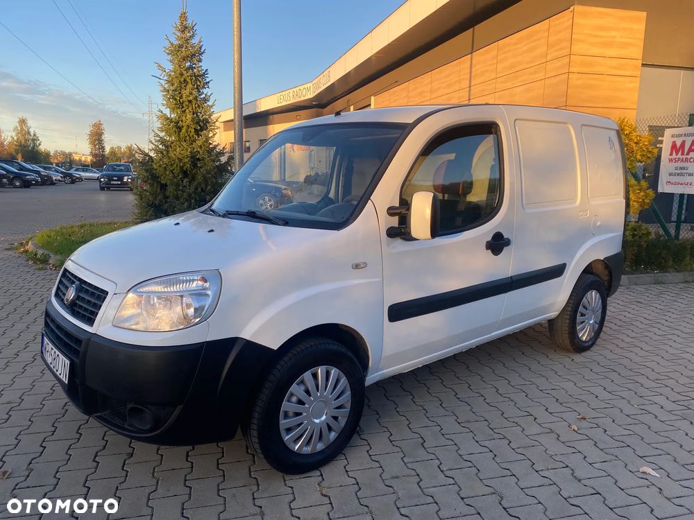 Fiat Doblo 2009 photo 2