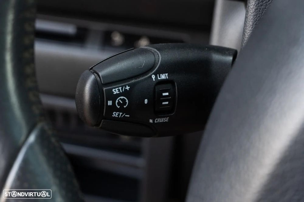 Peugeot 3008 1.6 HDi Allure - 25
