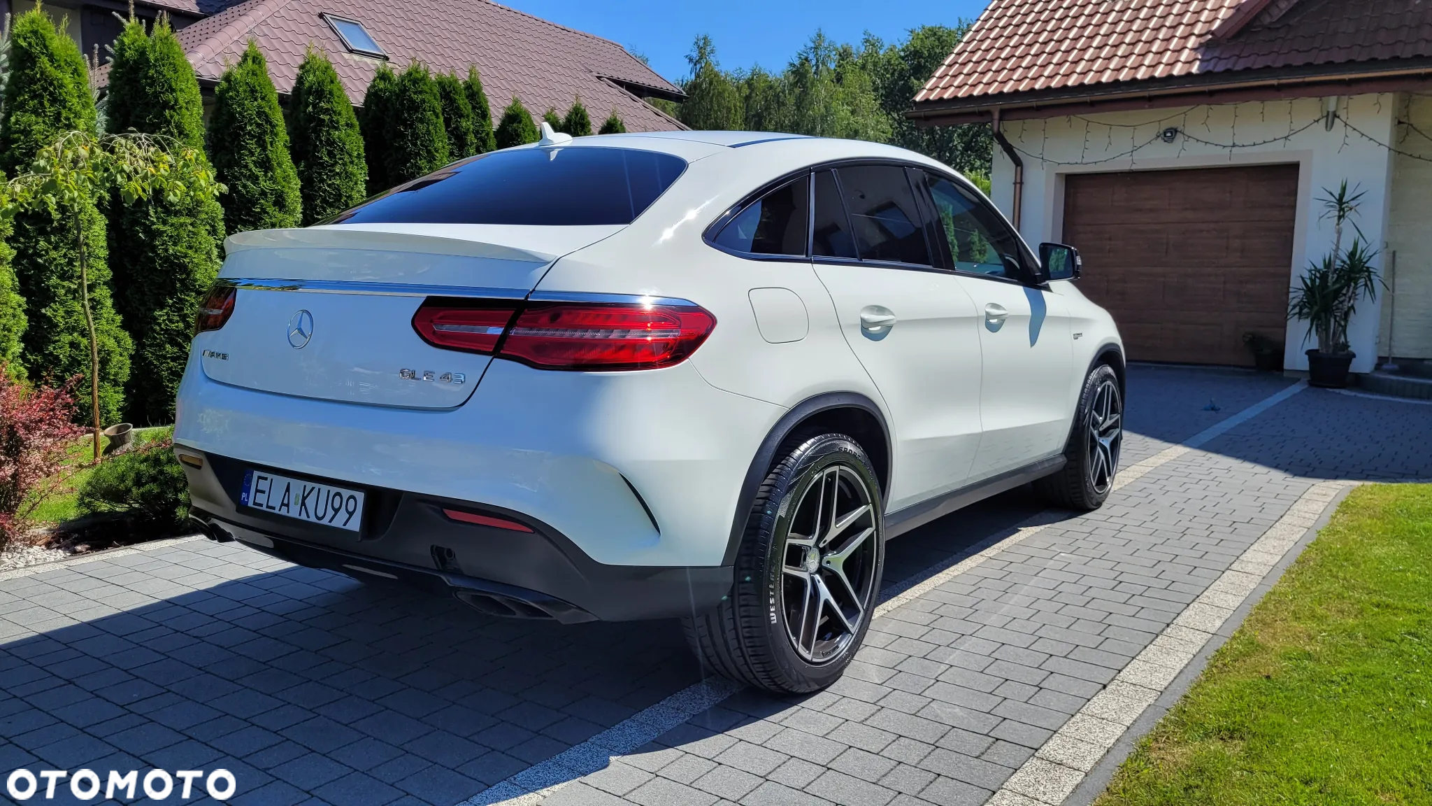 Mercedes-Benz GLE AMG Coupe 43 4-Matic - 2