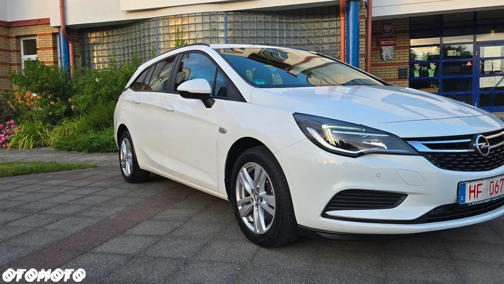 Opel Astra - 34