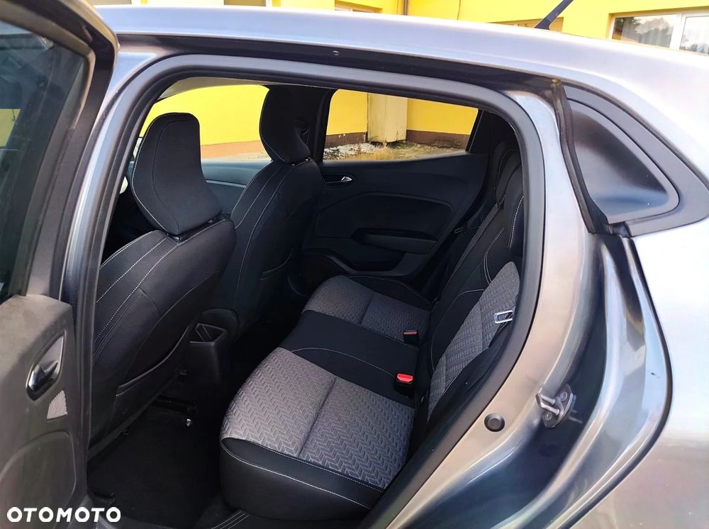 Renault Clio BLUE dCi 100 EVOLUTION - 11