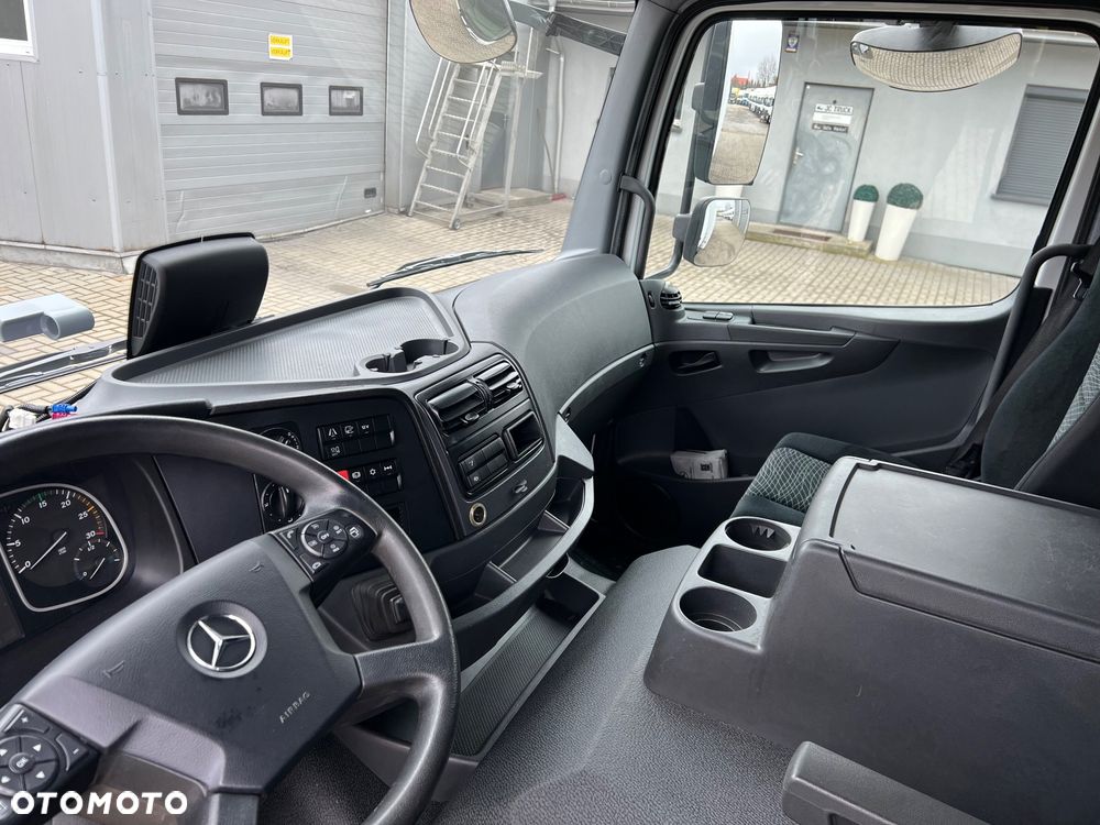 Mercedes-Benz ATEGO - 26