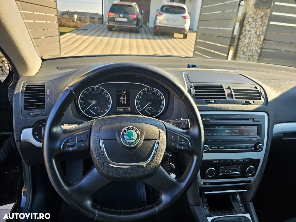 Skoda Octavia 1.6 TDI DPF Ambiente - 7