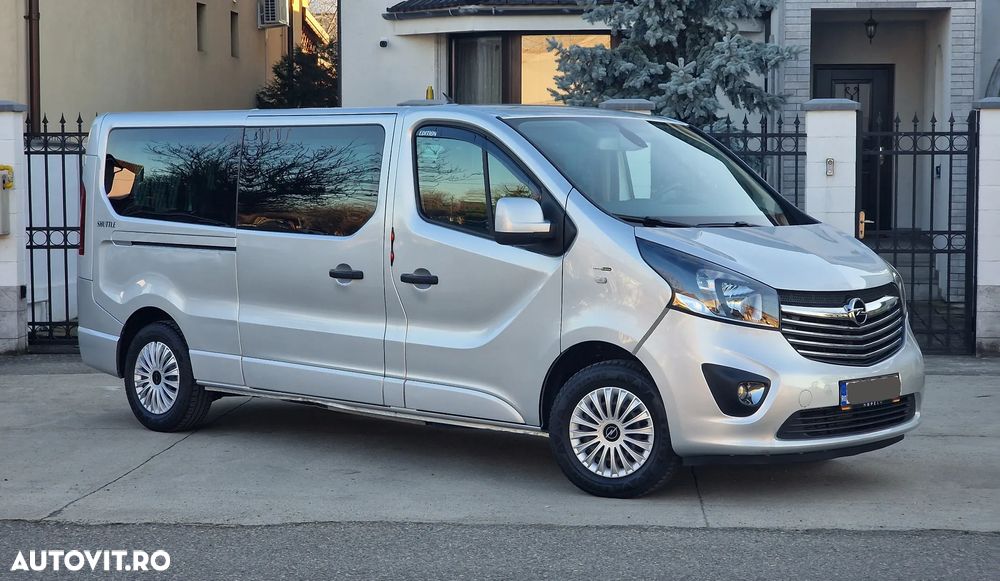 Opel Vivaro - 1
