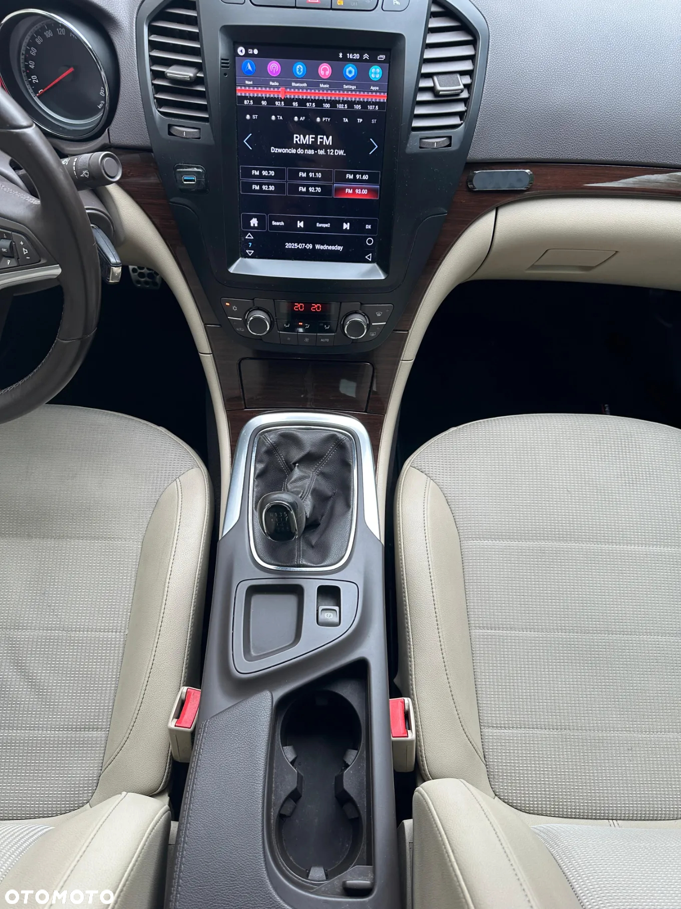 Opel Insignia - 18