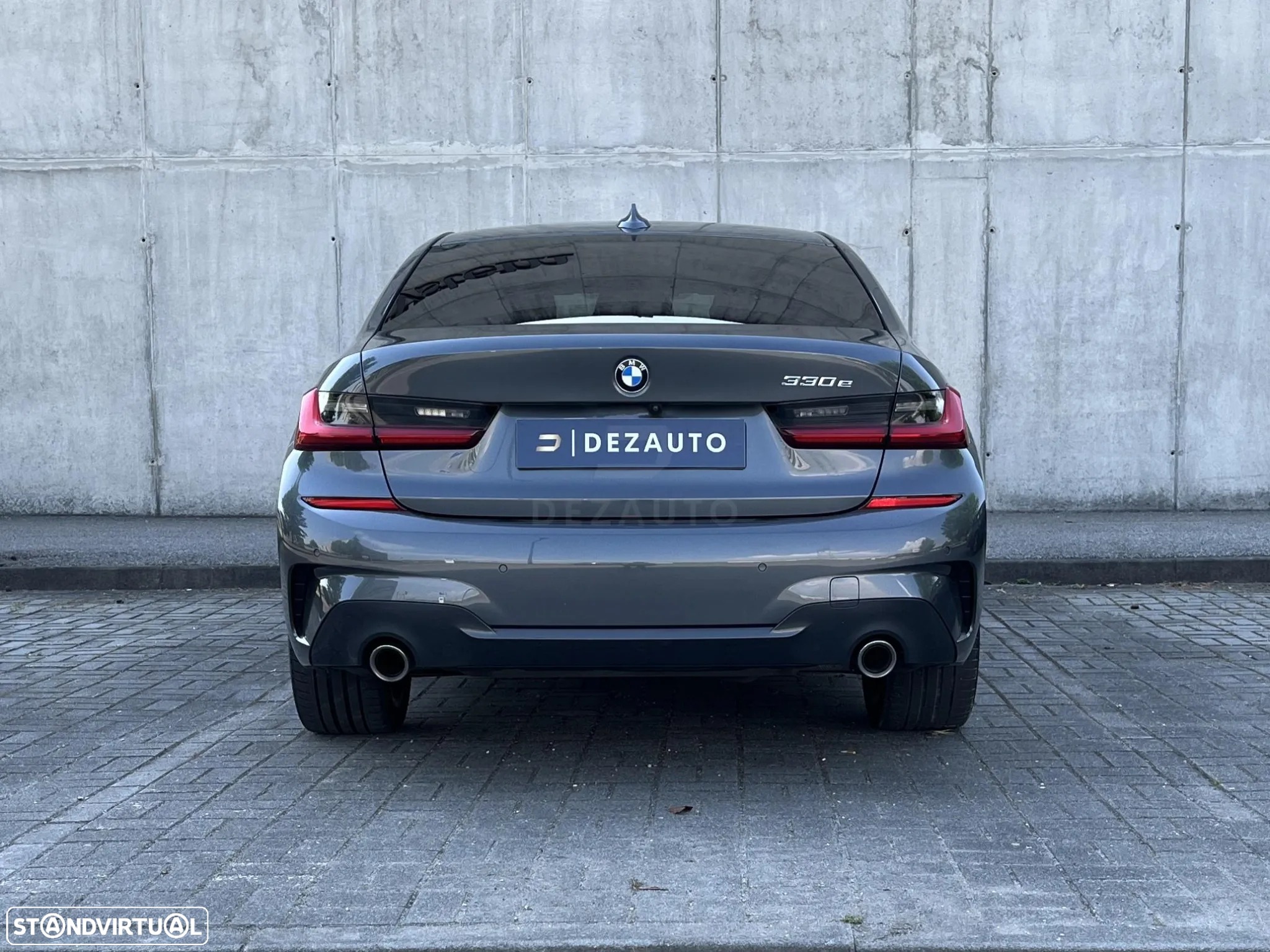 BMW 330 - 8