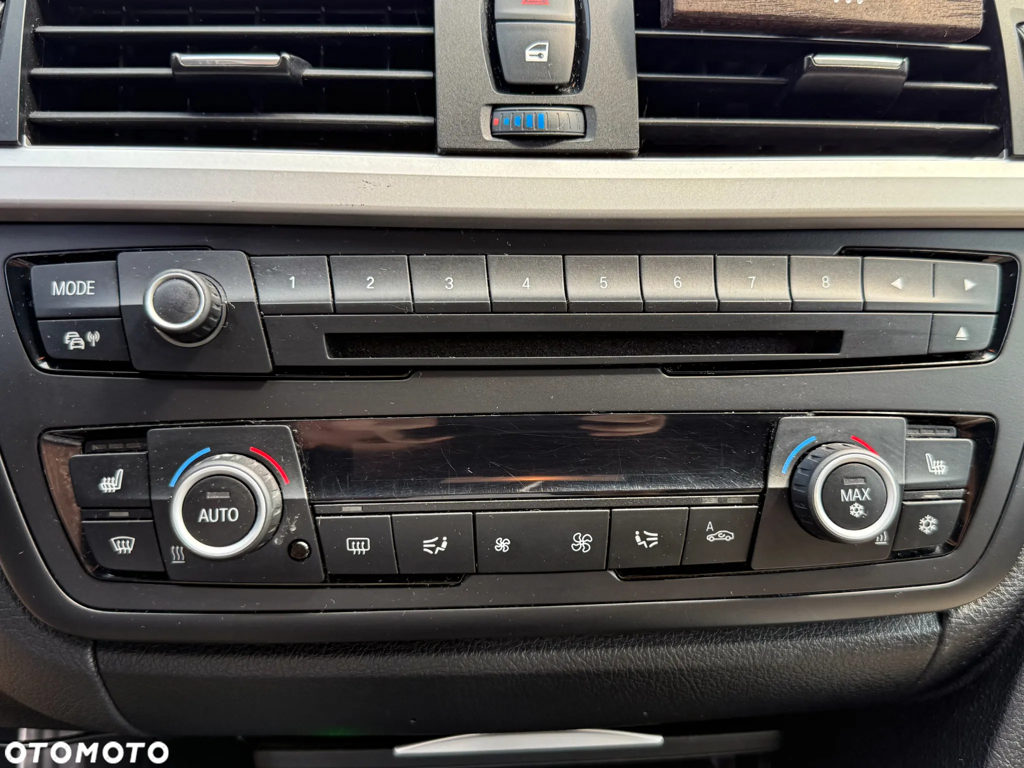 BMW Seria 3 320i - 14