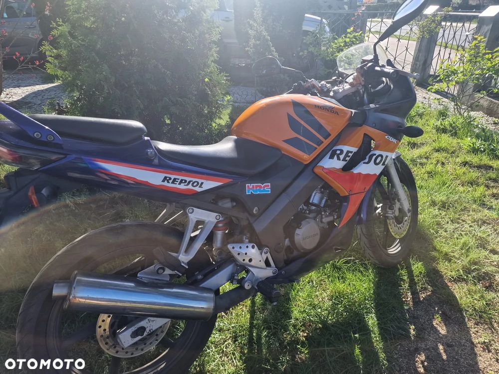 Honda CBR - 6