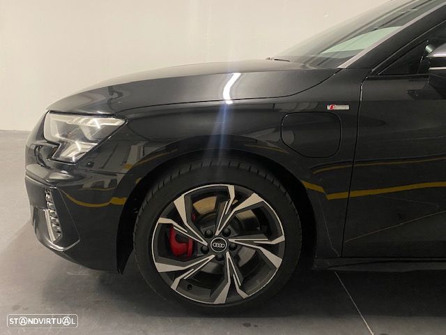 Audi A3 Sportback 1.4 TFSI e-tron S line Sport Pack - 4