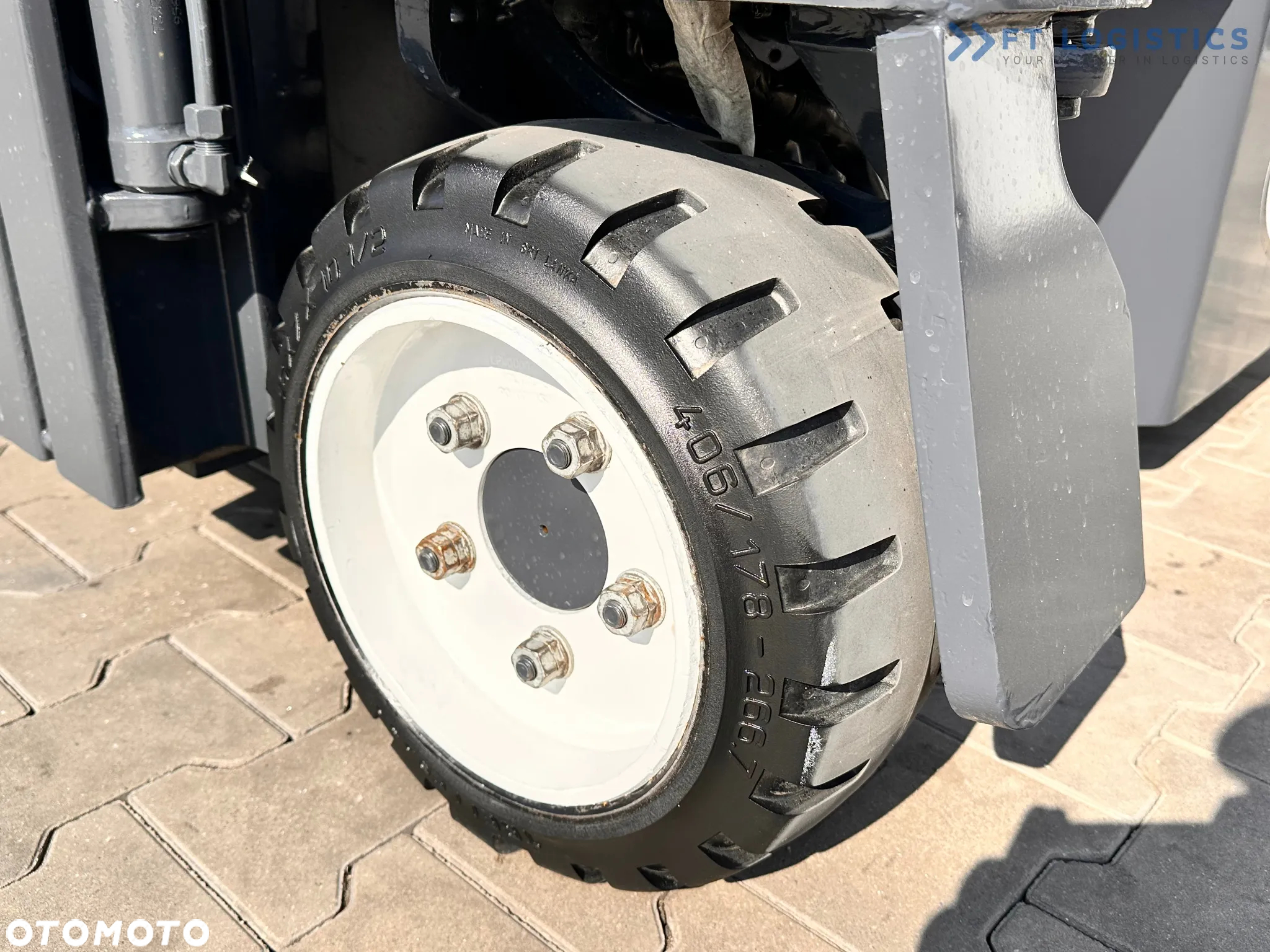 Combilift CB2500 / DIESEL / TRIPLEX / 5500MM / WOLNY SKOK / PRZESUW WIDEŁ / POZYCJONER / JAK NOWY - 19