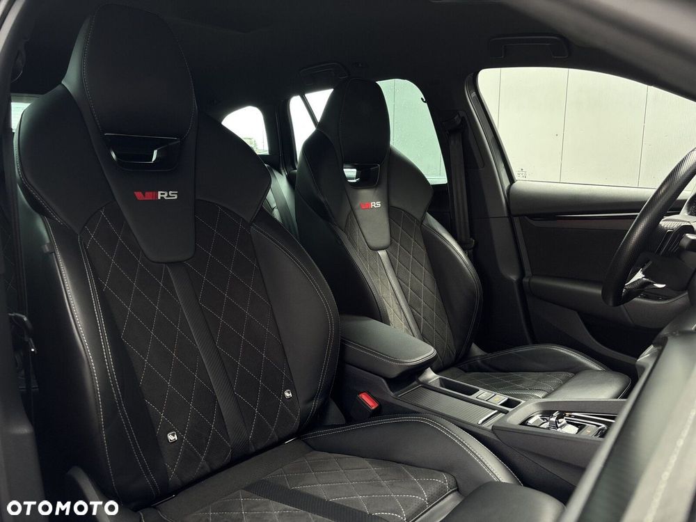 Skoda Octavia 2.0 TDI RS DSG - 31