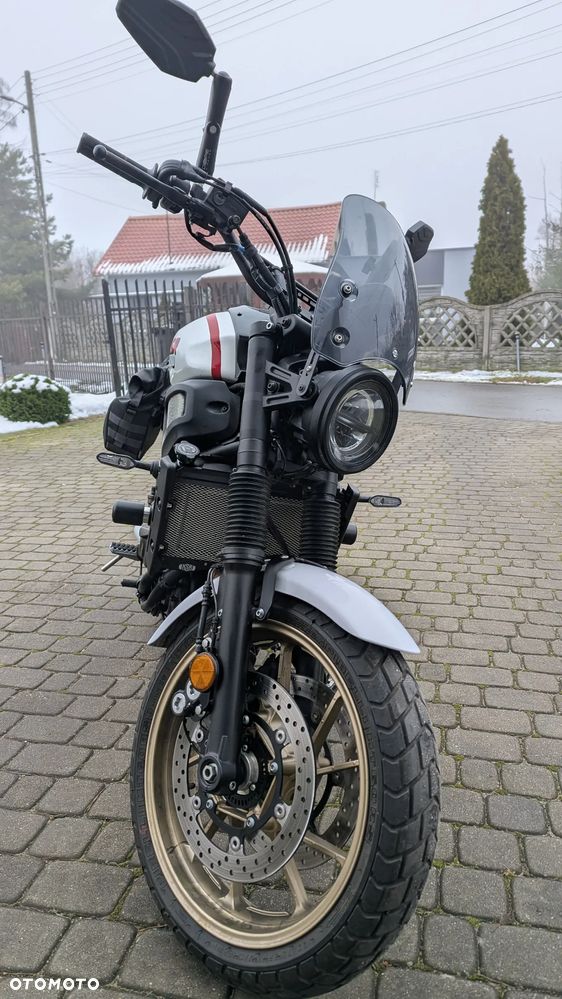 Yamaha XSR - 14