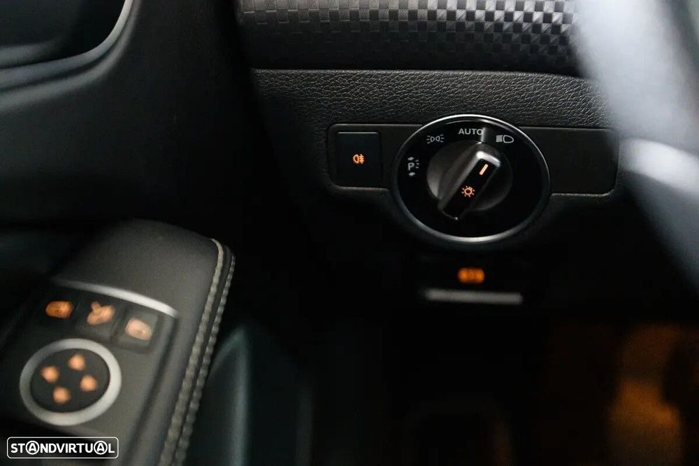 Mercedes-Benz A 180 d Fleet Pack Urban - 41