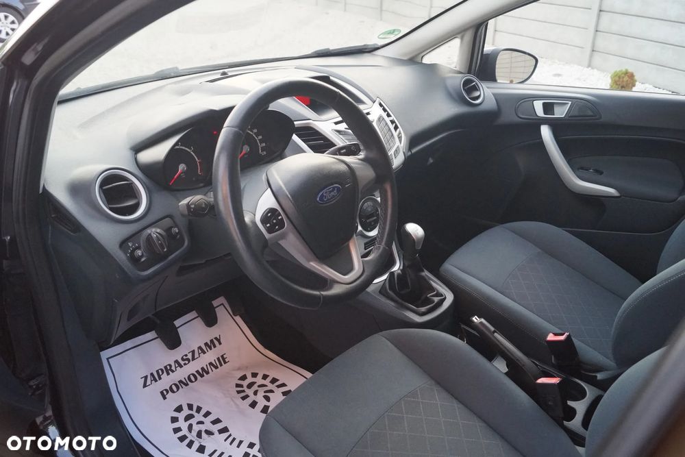 Ford Fiesta 1.25 Ghia EU5 - 40