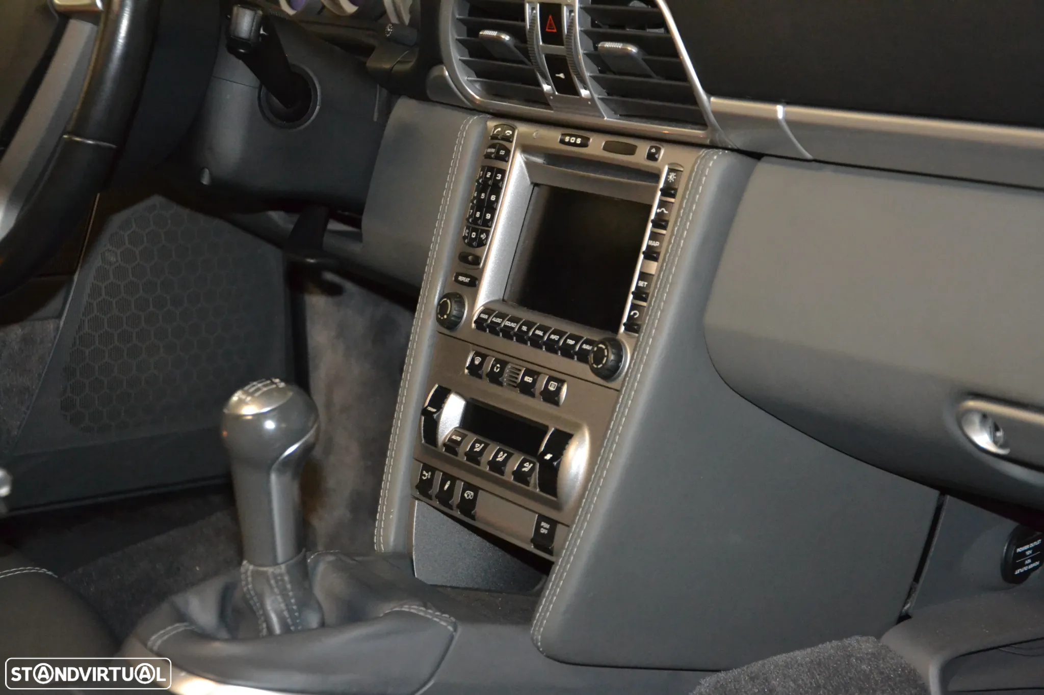 Porsche 911 (997) Carrera 4 S - 29