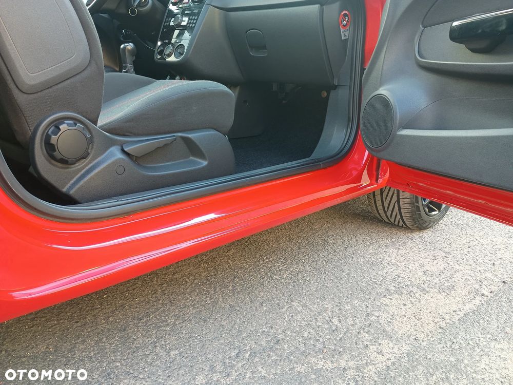 Opel Corsa 1.4 16V Sport - 17