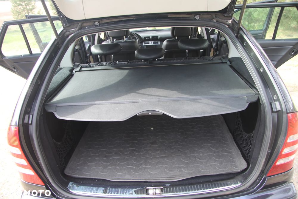 Mercedes-Benz Klasa C 200 CDI Classic Sport Edition - 21