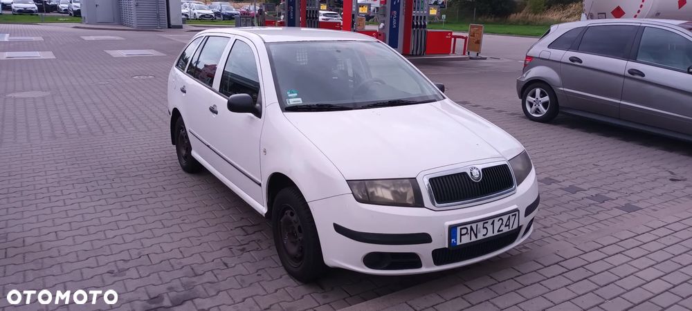 Skoda Fabia - 4