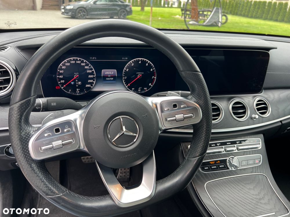 Mercedes-Benz Klasa E 200 4-Matic 9G-TRONIC - 13