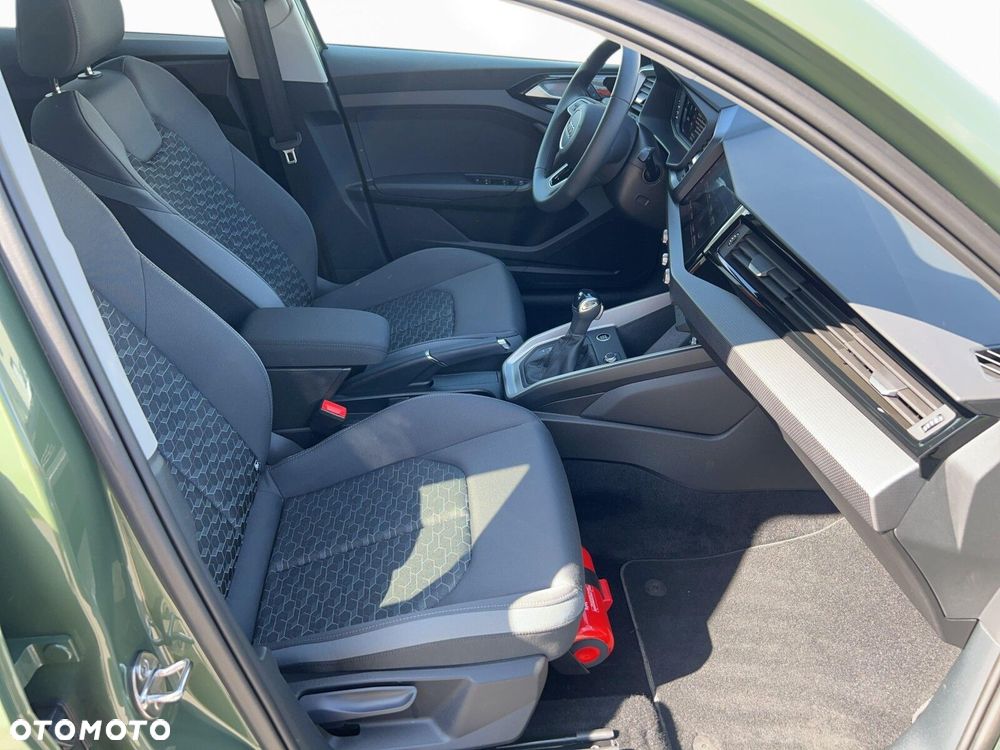 Audi A1 Sportback 30 TFSI Advanced S tronic - 18