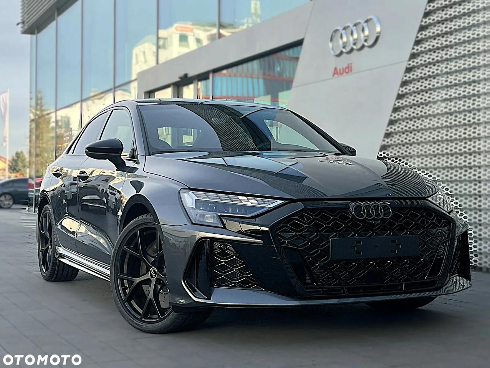 Audi RS3 Limousine TFSI Quattro S tronic - 2