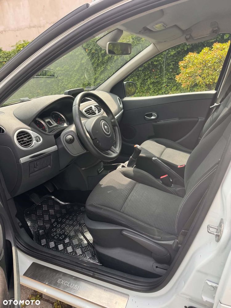Renault Clio 1.5 dCi Night&Day - 5